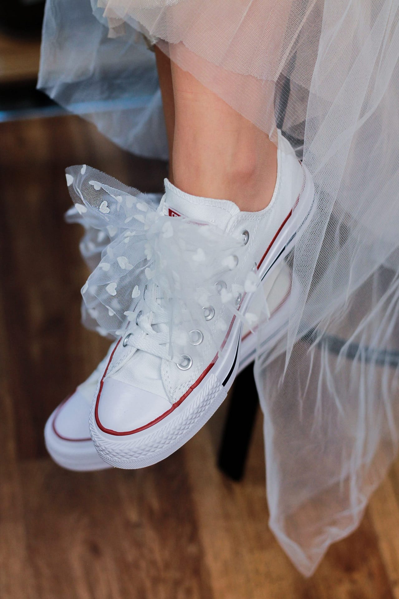 Black veil deals brides converse shoes